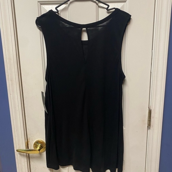 Womens Apt. 9 tank tunic top sleeveless black with gold accents. 
NWT - Picture 5 of 8